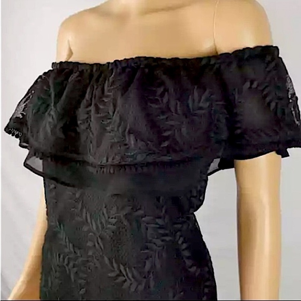 White House Black Market Off Shoulder Ruffle Lace Embroidered Black Top
